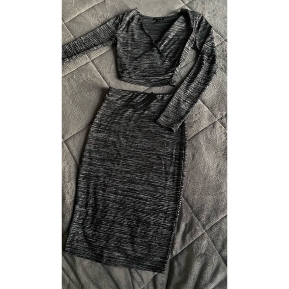 Dynamite Jupe Crop Top and Midi Skirt Set - Picture 3 of 5